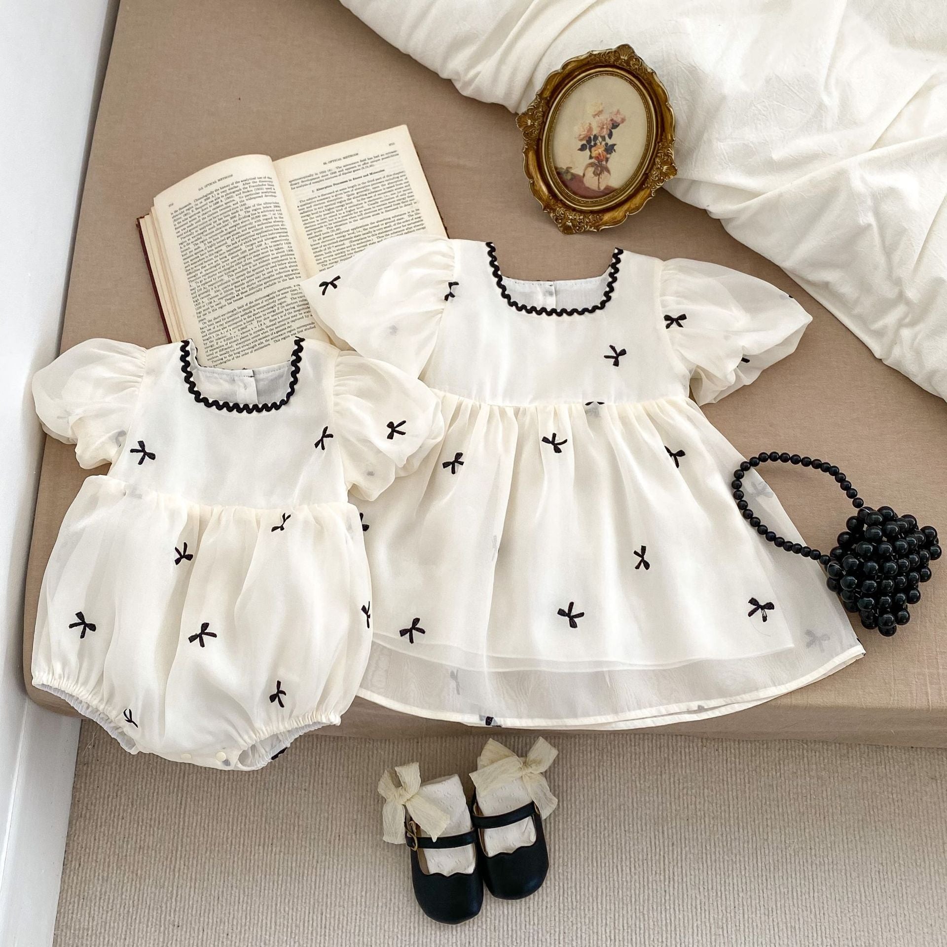 Summer Baby Butterfly Bows Embroidery Short-Sleeved Gauze bodysuit And Dress For Girls – Princess Sister Matching Set-0